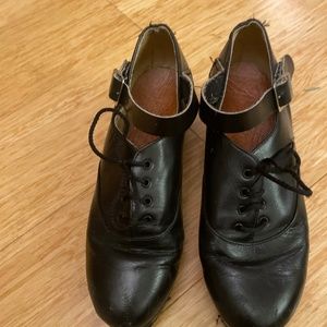 Hard Irish dance shoes